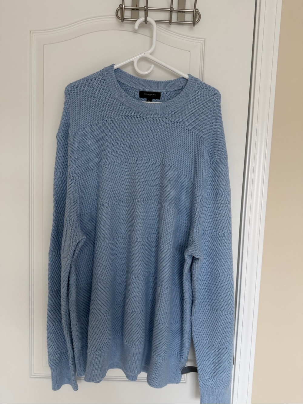 Banana Republic men’s waffle-knit crewneck sweater